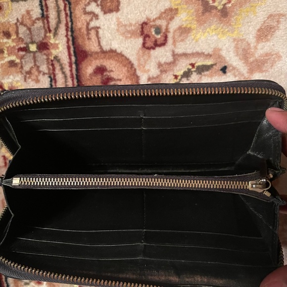🍁SOLD🍁Bottega Veneta Black Intrecciato Leather Wallet - Picture 4 of 13